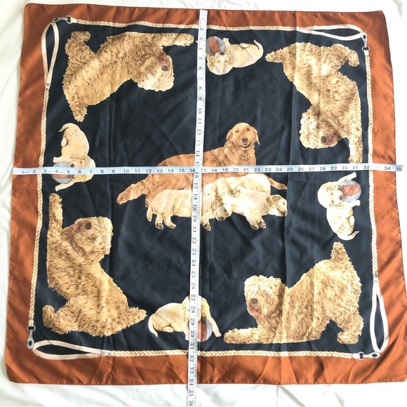 VNTG SYMPHONY Scarf “My Dogs Play with Puppies”-Italy 34x34” - Picture 8 of 12